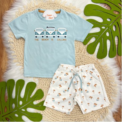 Conj. Camiseta The Beach is Calling e Bermuda - Verde Água e Ferrugem